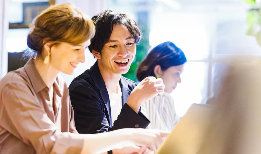 多様な人材を尊重し、丁寧かつ、オープンに議論できる企業風土を目指す